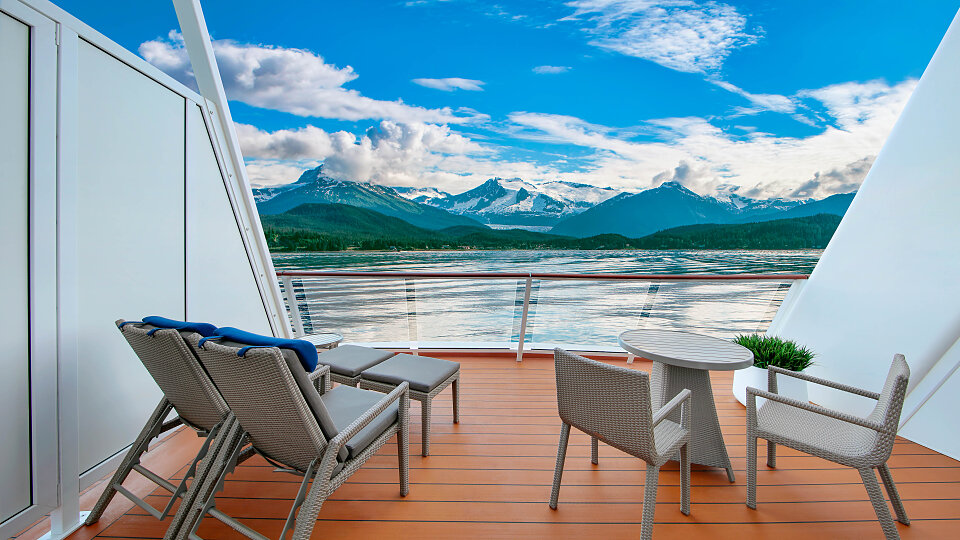 alaska cruise ship