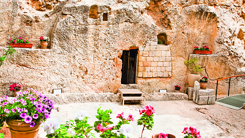 December 1 – Old City, Pool of Bethesda, Via Dolorosa, Cardo, Gordon’s Calvary, Garden Tomb