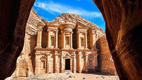 November 5 – Petra